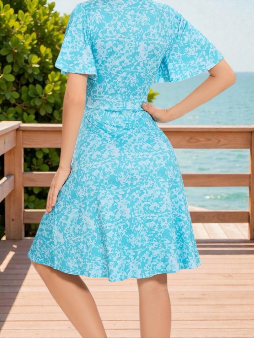 Turquoise Faux Wrap Dress Flutter Sleeves Size Medium NWOT - Picture 13 of 13